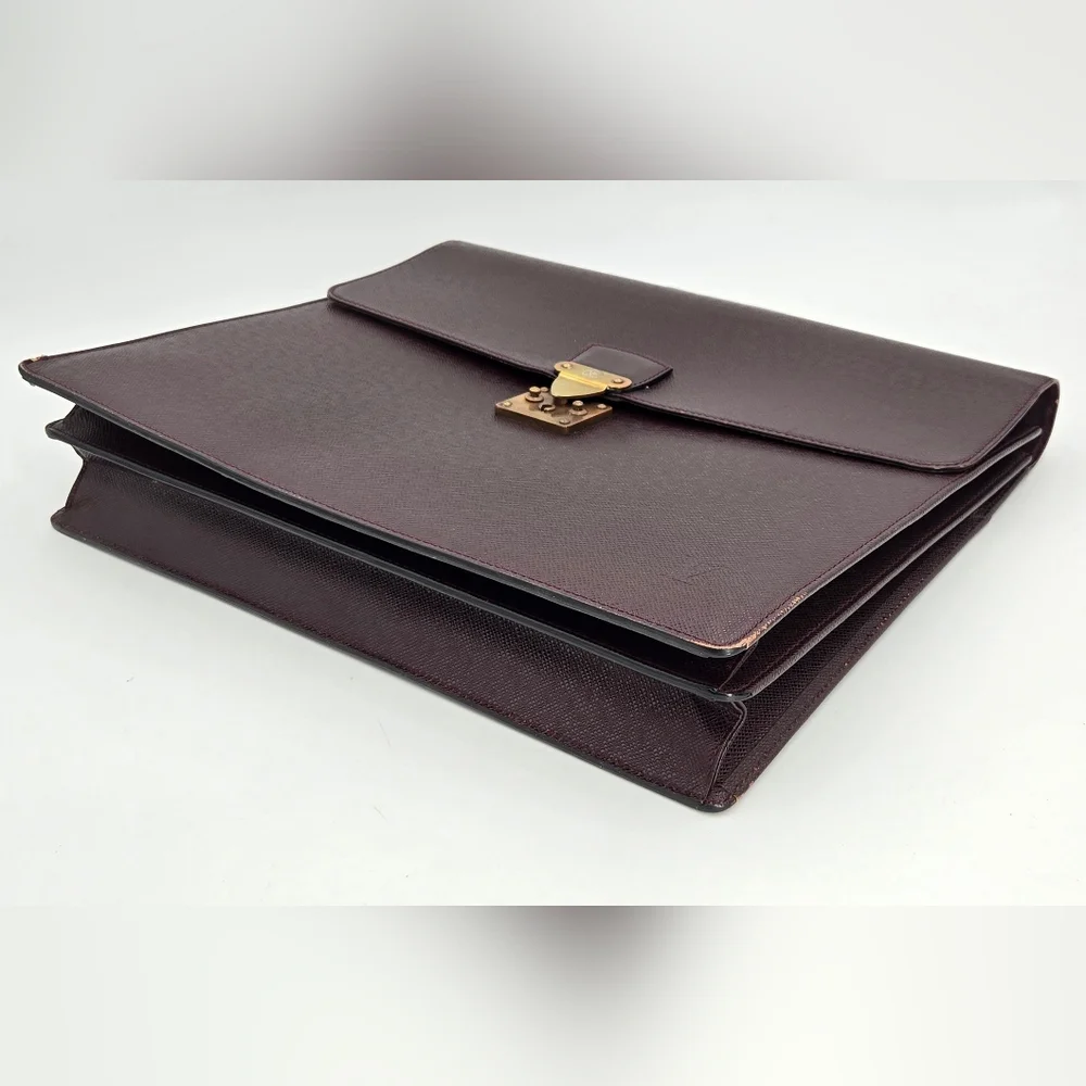 Louis Vuitton Acajou Taiga Leather Serviette Ambassadeur Briefcase MI0408